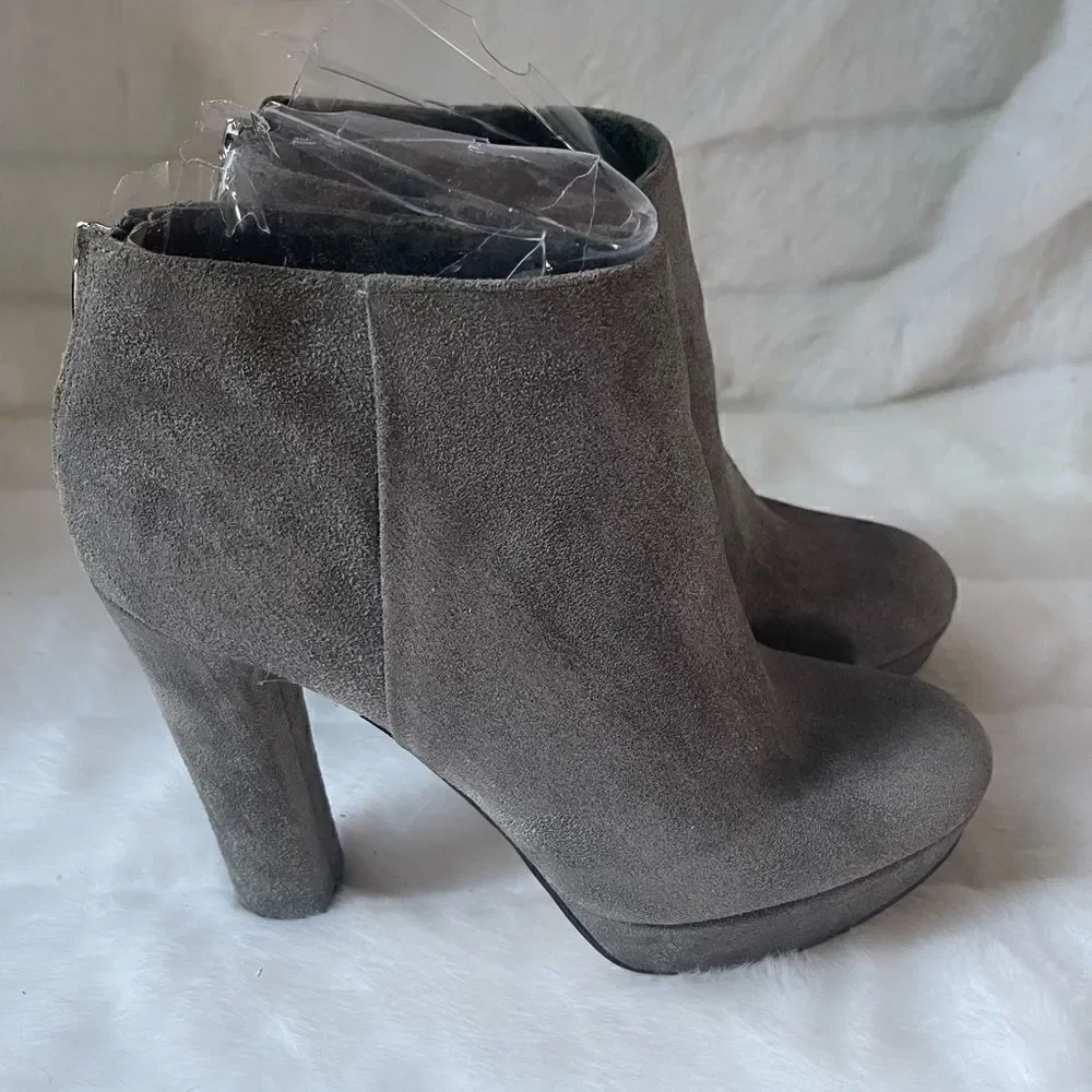 Michael Kors gray leather suede ankle platform boots with back zipper si…